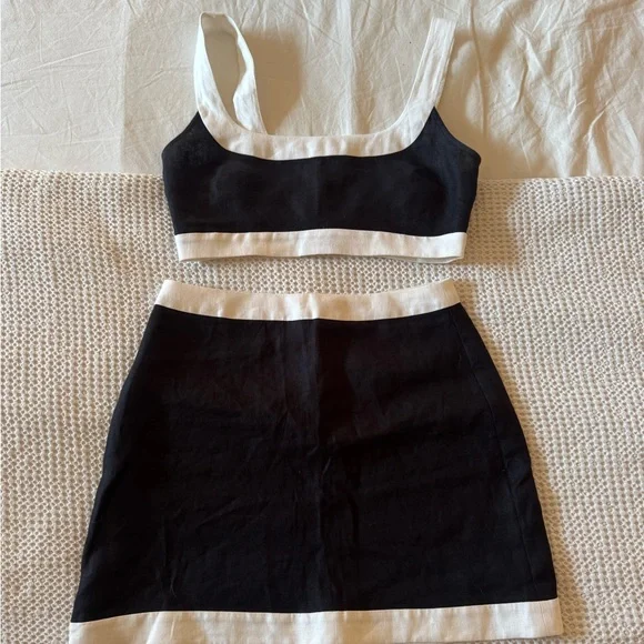 Reformation Black and White Robbie Linen Two Piece Skirt Set - Size 0 - Picture 2 of 4
